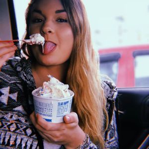 Meet your Posher, Sydney claire